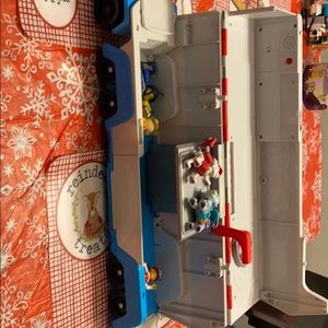 Paw patrol pack and go semi